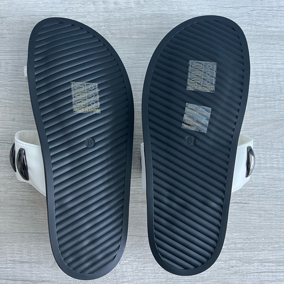 G.C. Shoes Women’s Toe Loop Slide Sandal White Size 8 - Picture 4 of 6